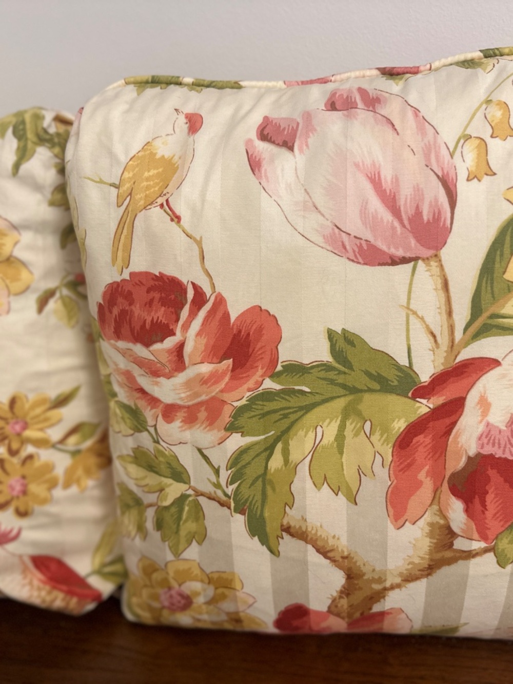 THOMASVILLE CUSTOM PILLOWS - Picture 5 of 8